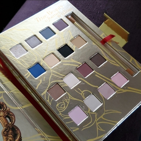 Makeup - Picture 4 of 9